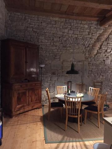 La Maison Du Voyageur 1546 Passavant Dış mekan fotoğraf